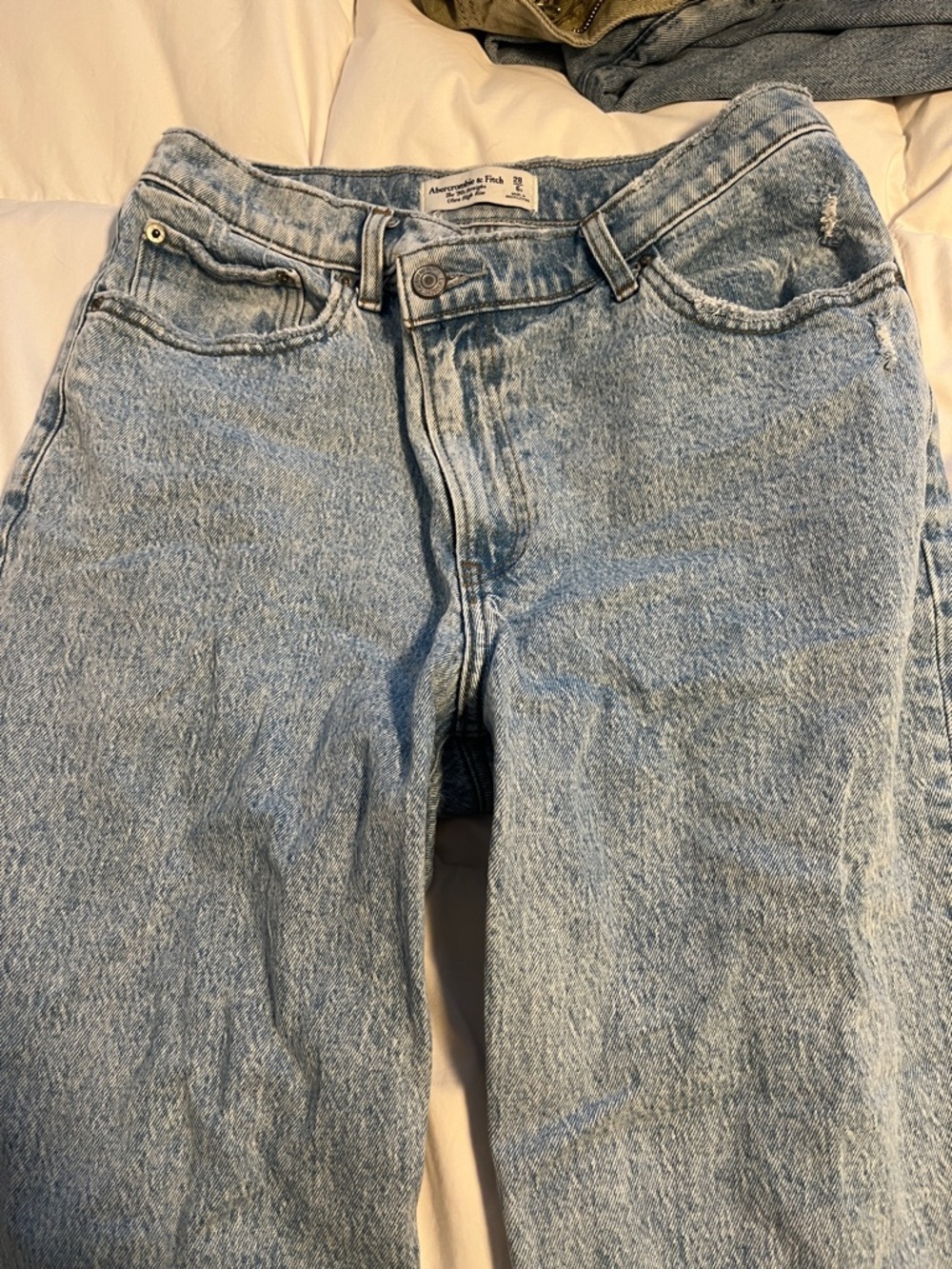 Abercrombie & Fitch 90s straight ultra high rise